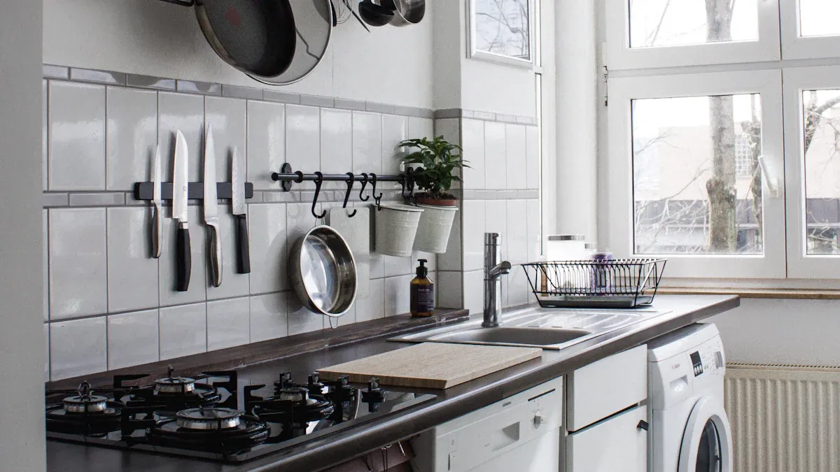 will a magnet stick to cast iron​